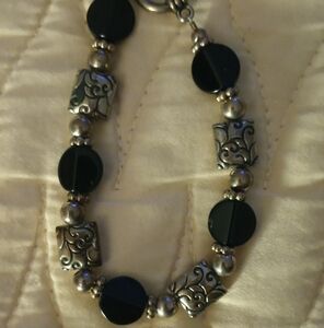 Elegant Black and Silver Bracelet